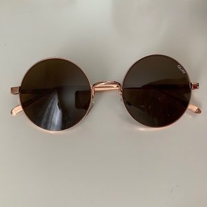 QUAY SUNGLASSES